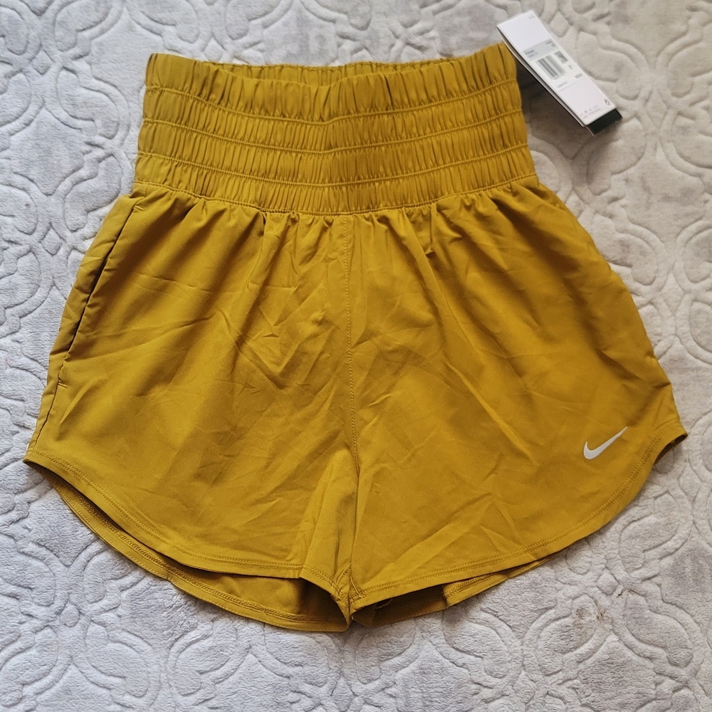 Nike athletic shorts XS